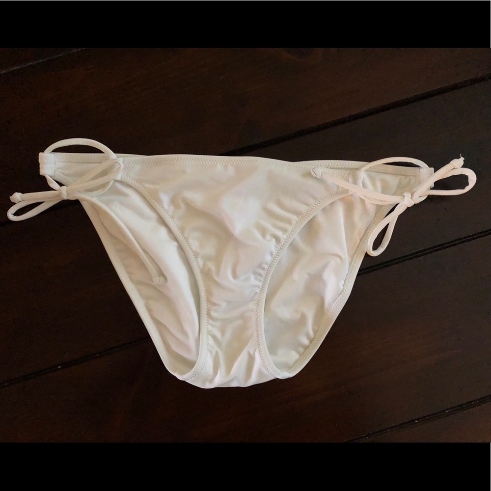 Bikini bottoms